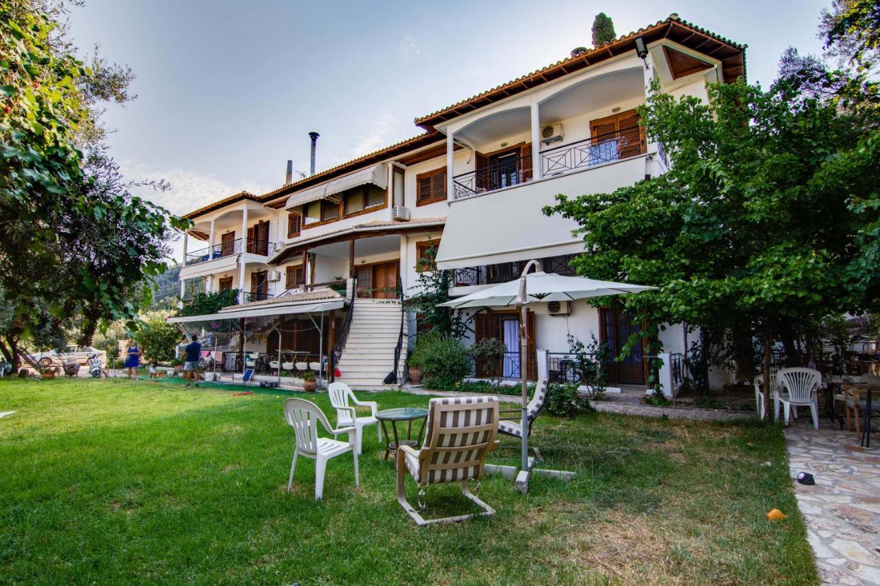 The Big Cypress Apartments Apolpaina Экстерьер фото